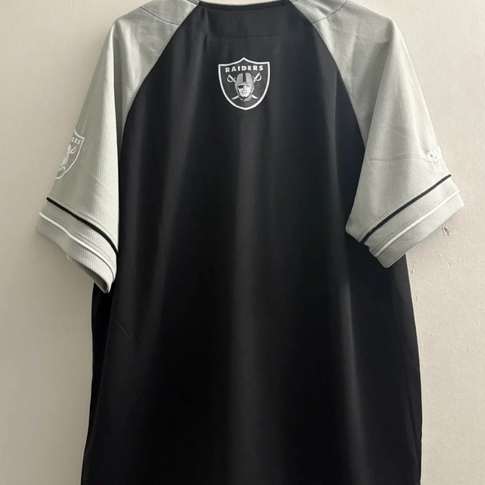 NFL raiders jersey - Picture 3 of 3